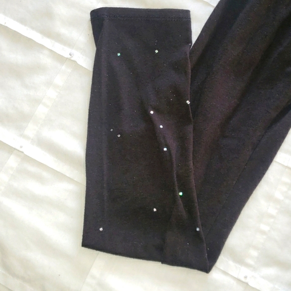 Girl's Spandex - Picture 2 of 4